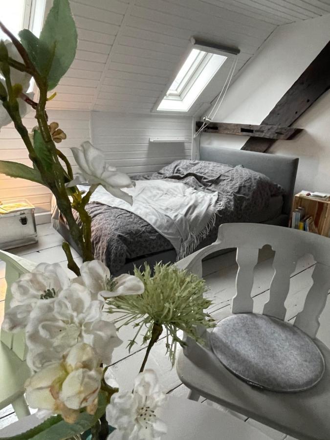 "Unterm Dach" In Nassau An Der Lahn Apartment Exterior photo